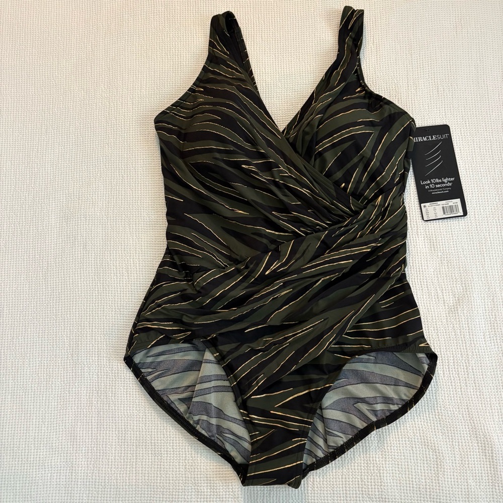 NWT Miraclesuit Oceanus One-Piece women’s size 20W